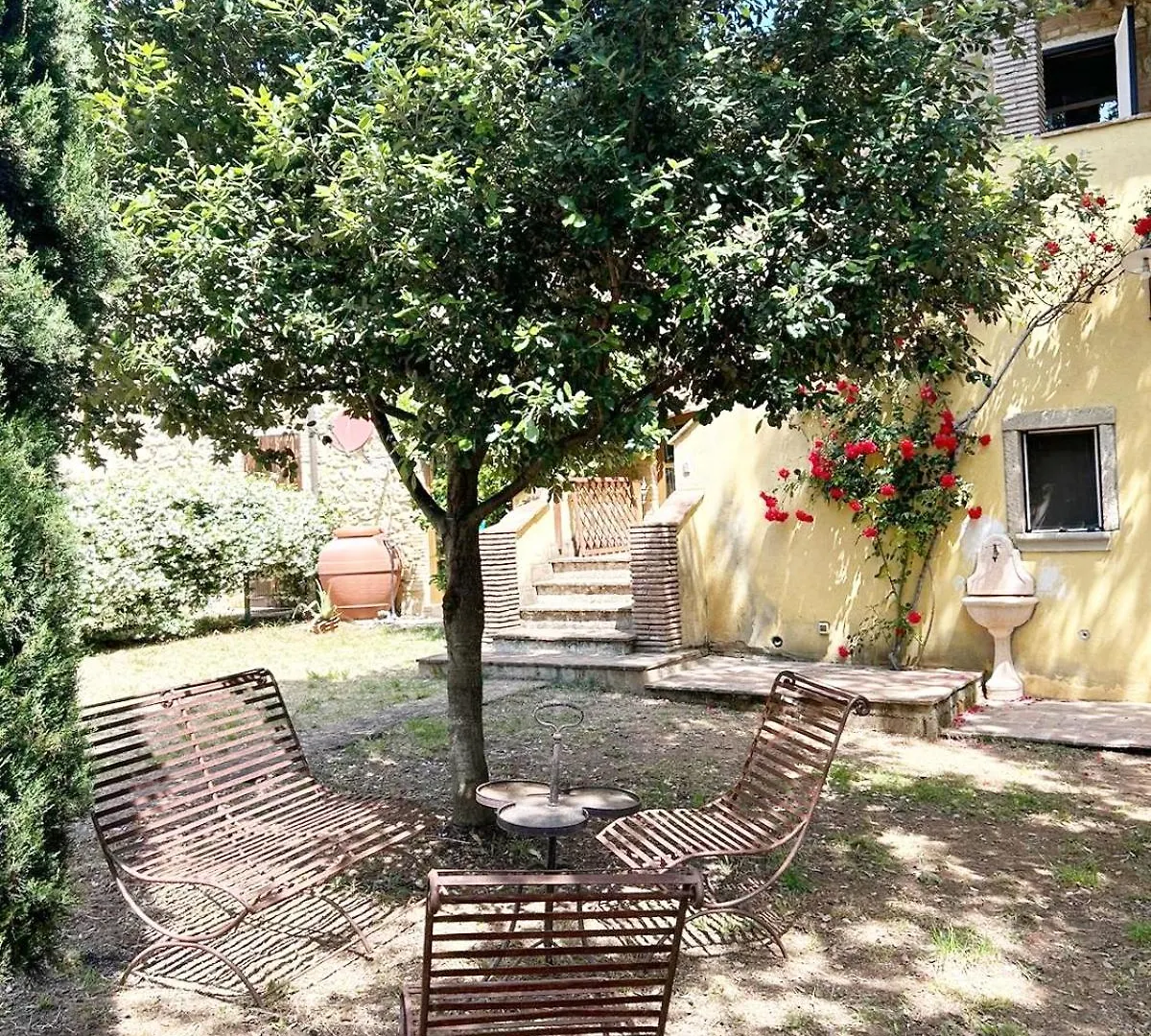 Podere Lo Scopiccio A Riparbella 아파트